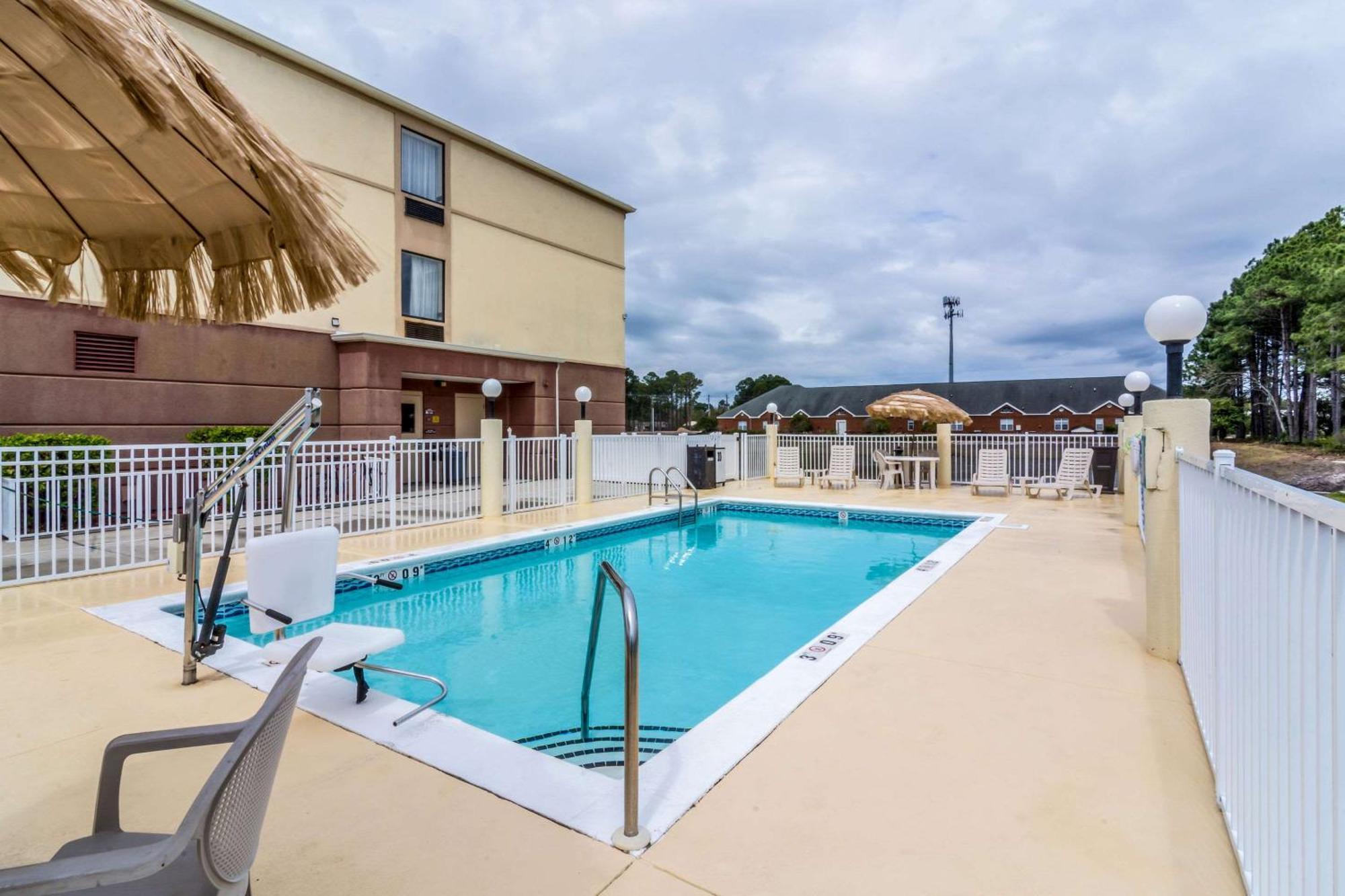Comfort Inn & Suites Panama City North מראה חיצוני תמונה